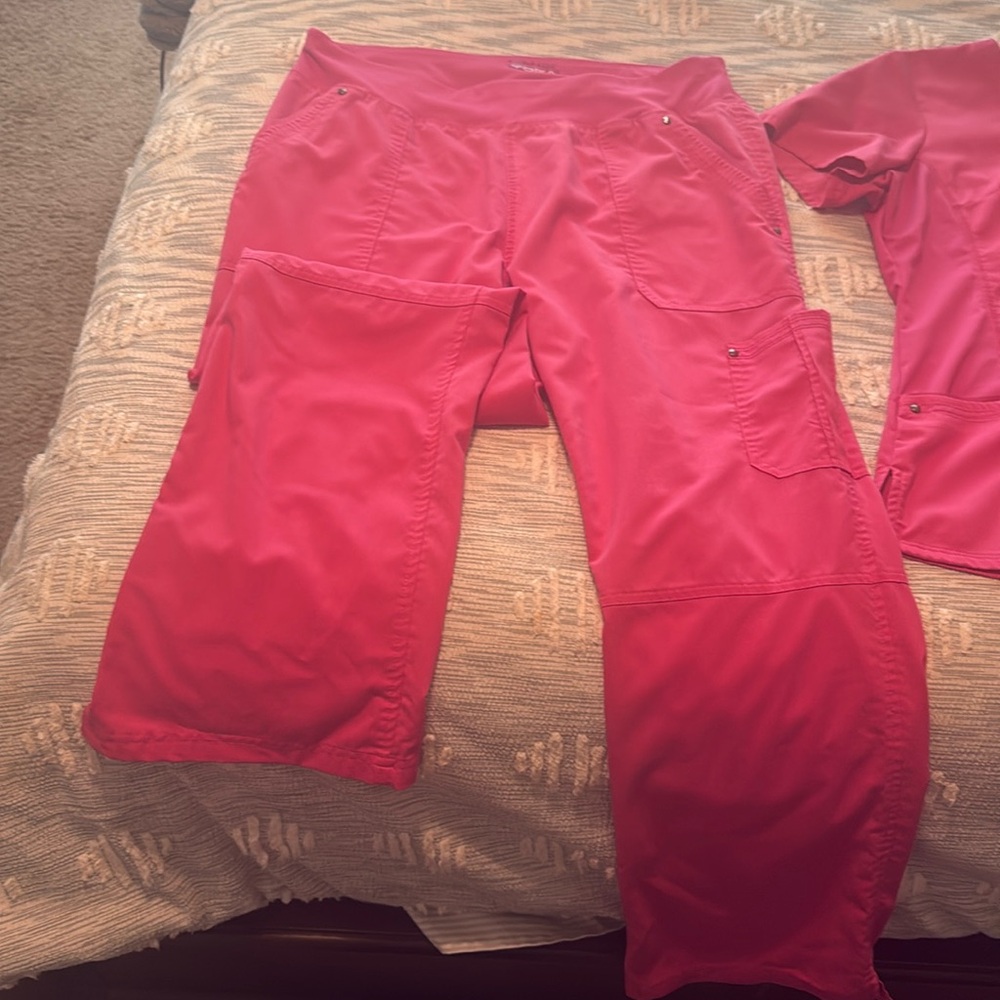 Used good condition Purple Yoga scrubs